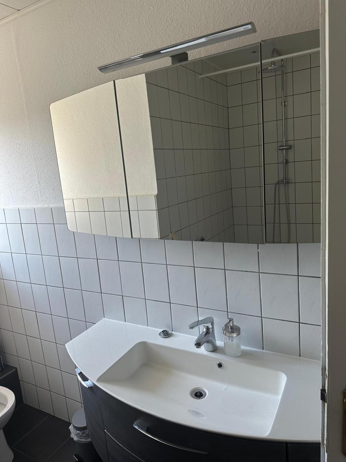 Privatzimmer Am Iltispark Duisburg Exterior photo